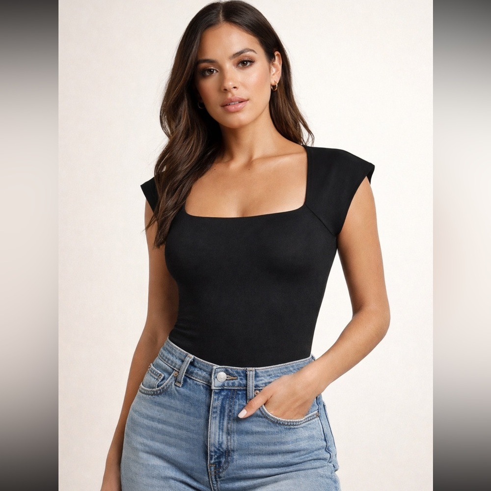 🖤 Express Body Contour Bodysuit – XS (High Compression) Square Neck